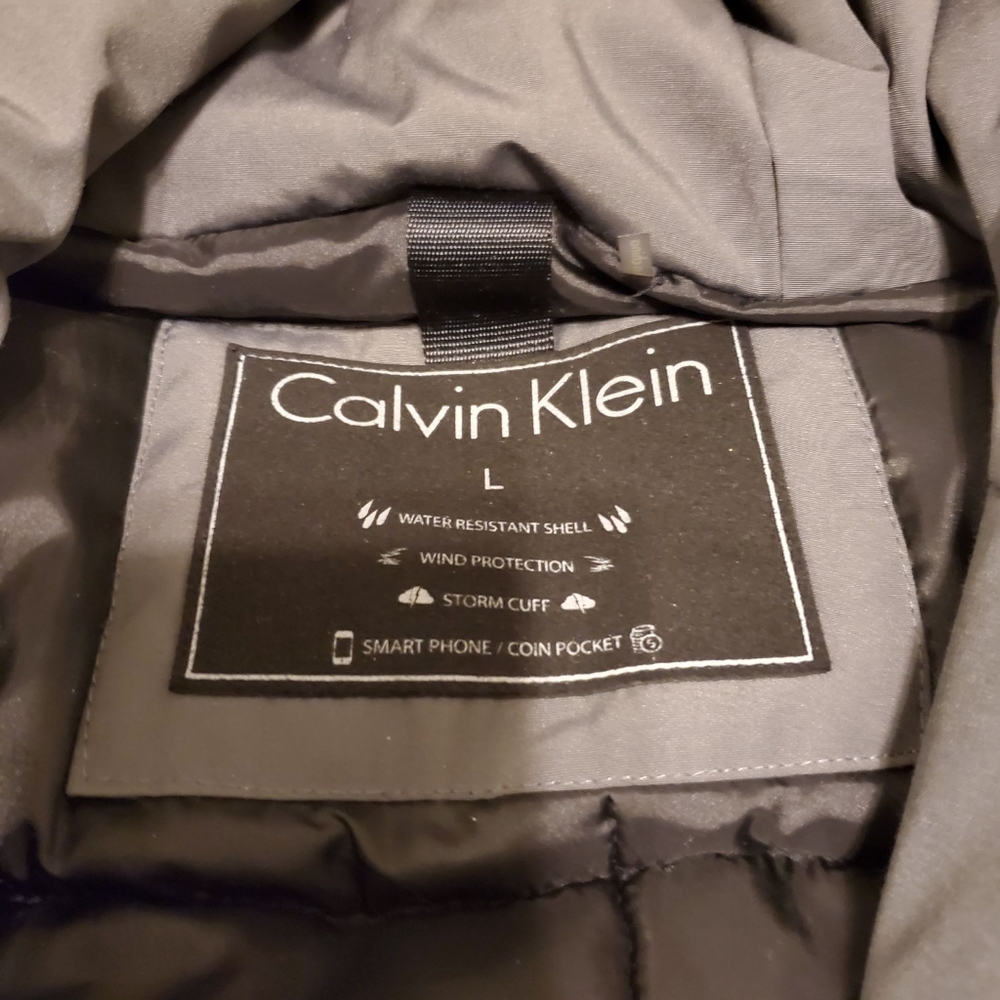 Winter Coat - image 5